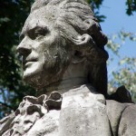 Lessing-Denkmal im Großen Tiergarten in Berlin von Otto Lessing, Detailansicht der Standfigur