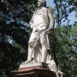 Lessing-Denkmal im Großen Tiergarten in Berlin von Otto Lessing, Gesamtansicht der Standfigur