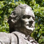 Lessing-Denkmal im Großen Tiergarten in Berlin von Otto Lessing, Detailansicht der Standfigur