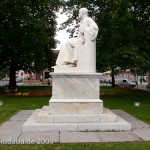 Denkmal Robert Koch in Berlin-Mitte von Louis Tuaillon von 1916, Gesamtansicht