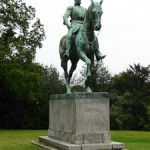 Reiterdenkmal Wilhelm I. auf dem Lindenplatz in Lübeck von Louis Tuaillon, Gesamtansicht